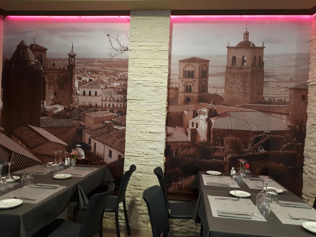 Hostal Julio Trujillo Luaran gambar
