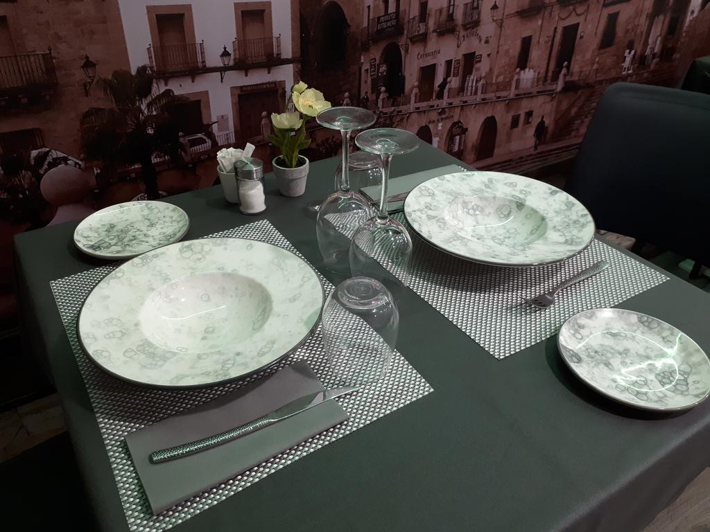 Hostal Julio Trujillo Luaran gambar