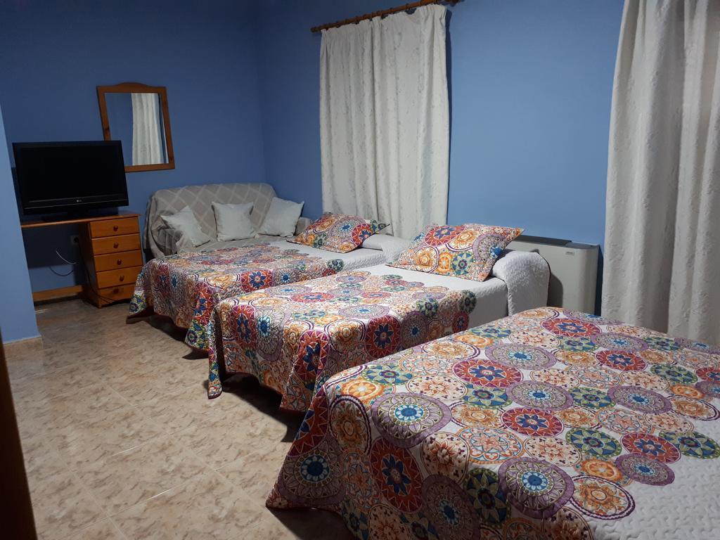Hostal Julio Trujillo Luaran gambar