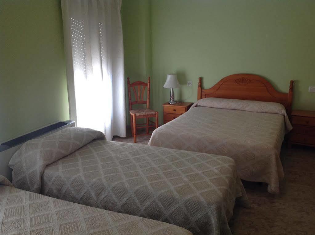 Hostal Julio Trujillo Luaran gambar