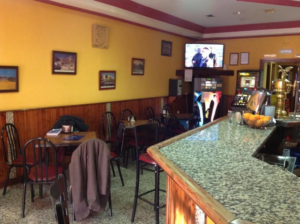 Hostal Julio Trujillo Luaran gambar